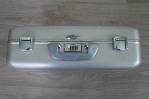 Vintage Haliburton Camera Case - Picture 3 of 11