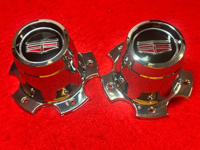 NOS 1973 Mercury Comet Center Caps D3ZA-1141-AA