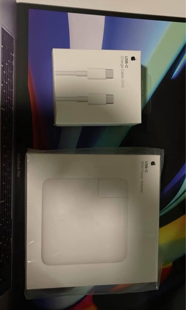MacBook16インチ 16GB/500GB i7 Apple MacBook Pro Quad Core i7, 2.7GHz 15