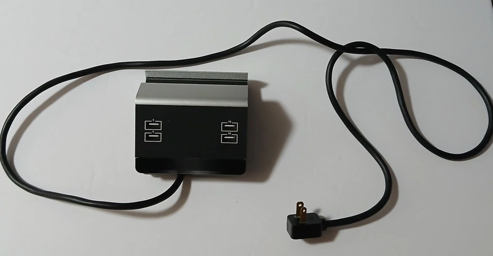 Monster USB FAST CHARGER Power Home Charging Station with 4 USB Ports 6ft Cord - Image 4 of 4