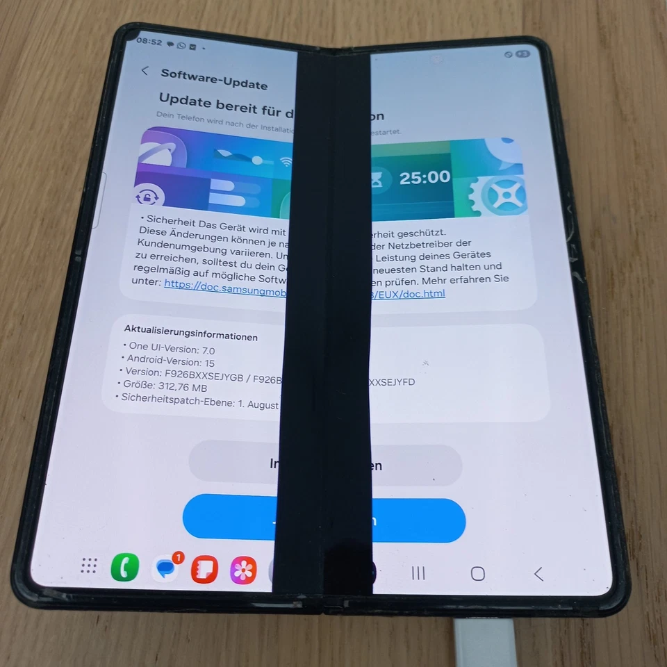 Samsung Galaxy Z Fold3 5G 256GB Black SM-F926B Defekt Displaybruch Unlocked - Bild 1 von 4
