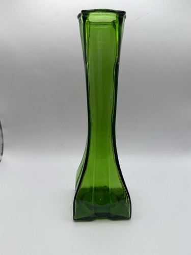 Vintage Europa Green Bud Vase - Picture 2 of 6