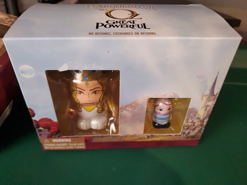 Disney Vinylmation Oz the Great and Powerful 3" Glinda and 1.5" China Doll - Picture 1 of 4
