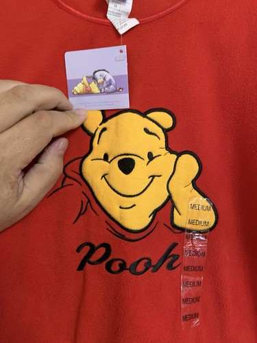 Disney Winnie the Pooh Red Long Sleeve Sweatshirt Unisex Medium - Picture 2 of 4