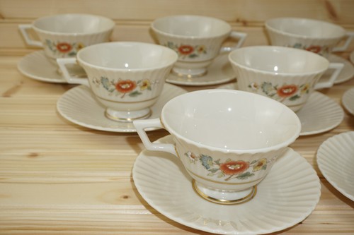 Lenox Temple Blossom (9) Cups, 2 1/2" & (9) Saucers, 5 3/4" (Box C) - Picture 2 of 10