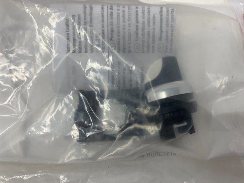 Eaton M22M-WRK3 Non-Illuminated 3-Position Mount Selector Switch THB-GPMETAL-BZ - Picture 3 of 3