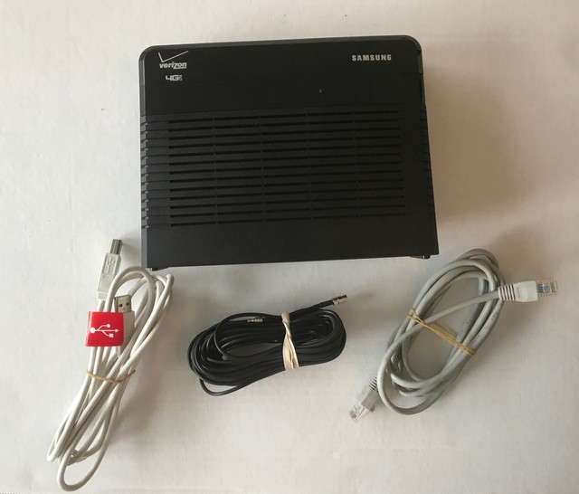 Samsung SLSBU103 Verizon 4G LTE Network Extender w/ GPS Antenna + 10ft