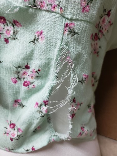 Altar’d State Women's Mint Floral Sweetheart Peasant Crop Top size M #J8 - Picture 3 of 4