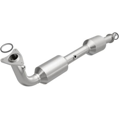 MagnaFlow California Grade D&F Catalytic Converter | Toyota V8 4.7L (07-09) (5582626)