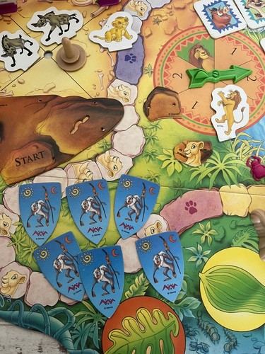 The Lion King 3D Board Game Disney Milton Bradley 1993 For PARTS - Picture 2 of 8