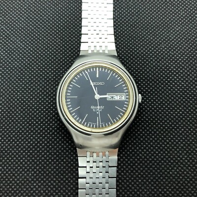 w2048] SEIKO 3823-7001 VFA Quartz All original Navy dial New