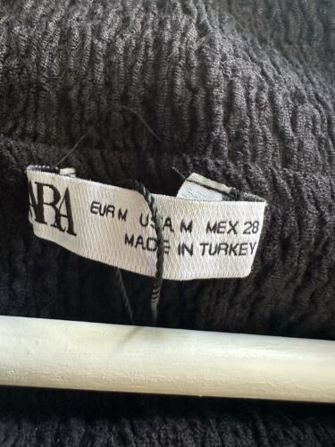Zara TEXTURED OFF-THE-SHOULDER TOP in black Size M - Picture 5 of 7