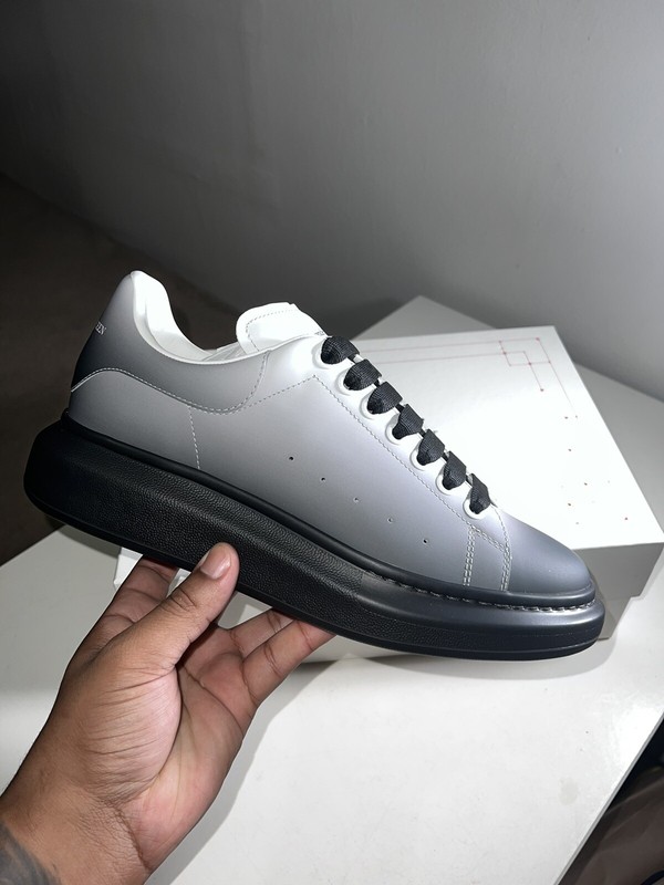 Alexander McQueen Oversized Low White Black Ombre Alexander McQueen Oversized Low White Black Ombre