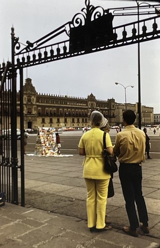 1971 Mexico City National Palace Vintage Original Photo 35mm Slide 143 - Picture 2 of 3