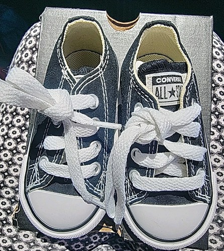 Converse Shoes Unisex Baby Size 4 CTAS OX Athletic Black 7J235 Lace Up Low Top - Picture 2 of 11