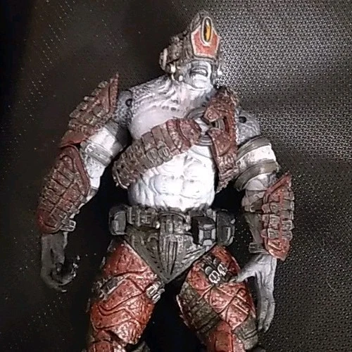 Figura de acción NECA Gears of War 2 Serie 5 Locust Grenadier Beast Rider Foto 2 de 4