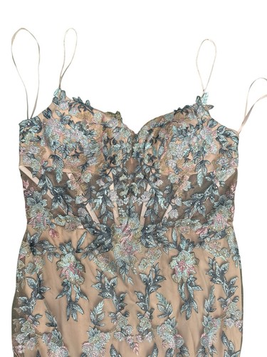 NWT Mac Duggal EMBROIDERED SPAGHETTI STRAP TRUMPET GOWN In Nude Multi Sz 12 $598 - Picture 5 of 24