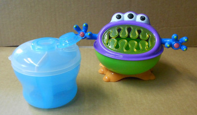 Nuby iMonster Snack Keeper & Munchkin Formula Dispenser Travel Containers