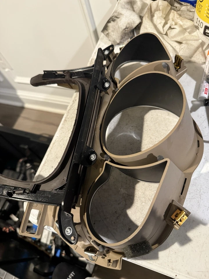 Chevrolet Malibu 2008-2012 cuadro de instrumentos velocímetro bisel bronceado OEM Foto 4 de 4