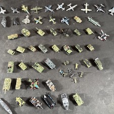 (50+) HUGE LOT OF VINTAGE AUTHENTIC MICRO MACHINES MILITARY TANKS TERROR GALOOB
