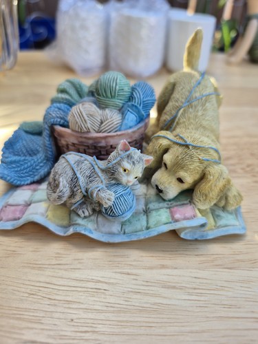 Enesco Partners in Crime Puppy and Kitten Figurine It Takes Two To Tangle