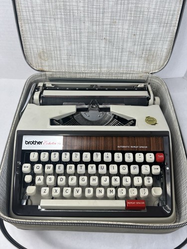 Vintage BRUDER ECHELON 79 Schreibmaschine, funktioniert Sammlerstück selten mit Koffer! - Bild 12 von 12