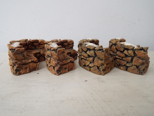 Dept 56 Village Accesorios PIEDRA PARED/BANCO CURVO 52650 Juego de 4 Resinas - Imagen 2 de 4