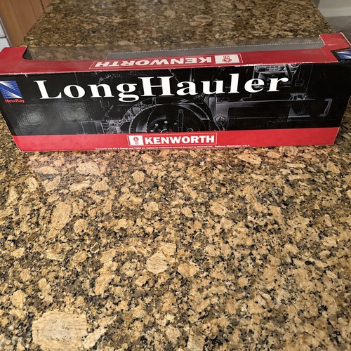 New Ray Diecast 1/32nd Kenworth Semi Truck and Trailer NIB - Picture 6 of 8