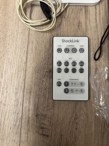SHOCKLINK LAERDAL SYSTEM 185-20050 WITH REMOTE CONTROL, TRAINING PADS - Bild 3 von 5