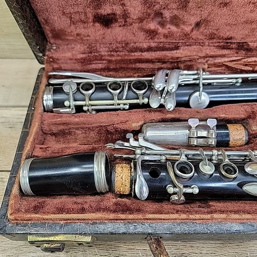 Clarinete The Regent de colección con estuche - Imagen 4 de 24