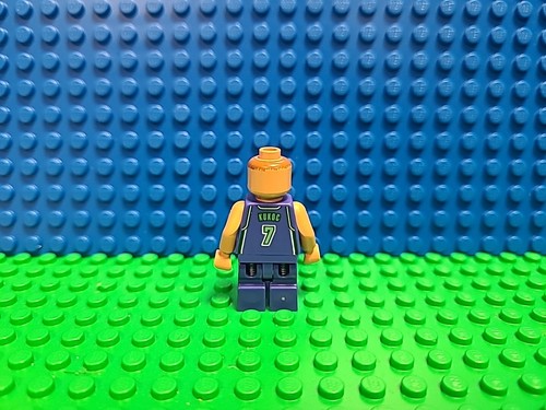 LEGO Toni Kukoc Minifigure #7 3563 NBA Milwaukee Bucks CMF Lot nba003 Rare HTF  - Picture 3 of 4
