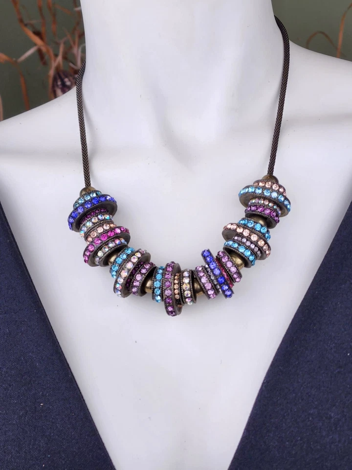 Collar de cadena Bebe disco de cristal multicolor tono bronce - FALTA 1 CRISTAL Foto 4 de 4