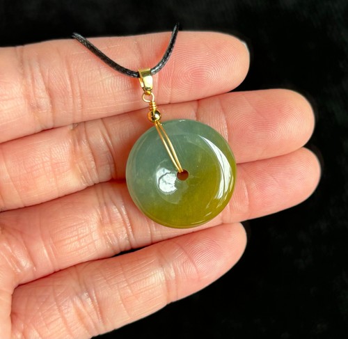 Two Colors Green And Yellow Donut Jadeite Jade Pendant, 100% Untreated Certified - Picture 4 of 10