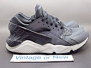 gray huaraches mens