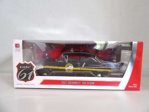 RARE HIGHWAY 61 1:18 1957 Chevrolet 150 Sedan - Kentucky State Police- 18027 - Picture 11 of 12