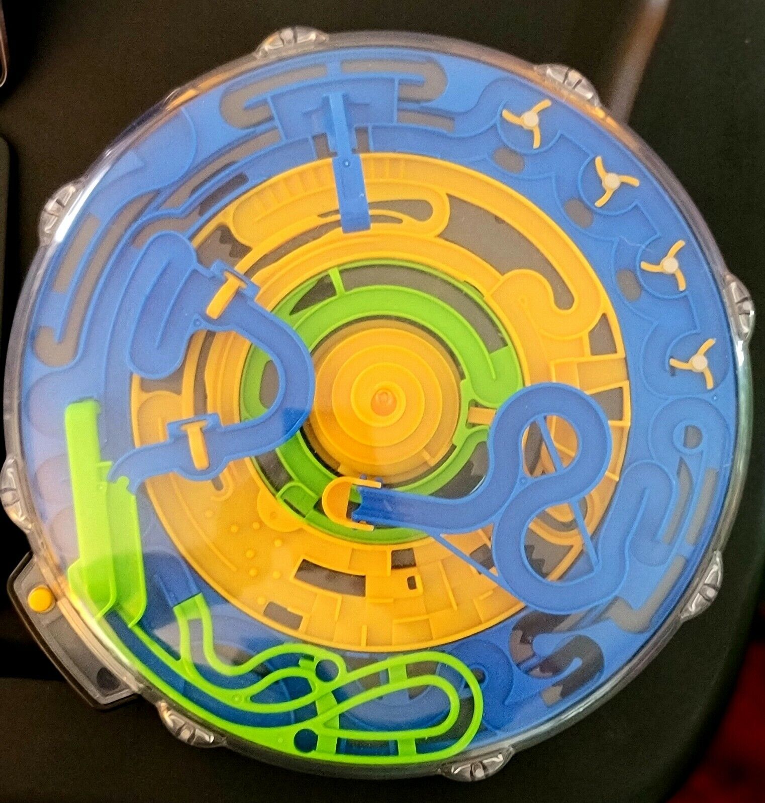 Perplexus Revolution Runner, Motorized Perpetual Motion 3D Maze Game, for  Ages 9 and Up 