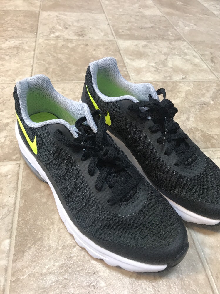 Nike air max invigor laufschuhe mems größe 10,5 neue 749680-003 Nike air max invigor laufschuhe mems größe 10,5 neue 749680-003