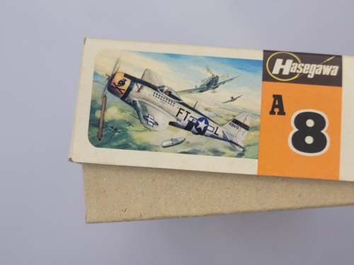 HASEGAWA 1/72 A8 !! TWO FOR ONE !! P-47D THUNDERBOLT - Picture 5 of 7