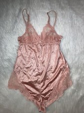 Vintage 80 s Teddy Warner s 32 Pink Satin Soft Snaps adjustable straps EUC