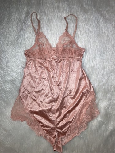 Vintage 80’s Teddy Warner’s 32 Pink Satin Soft Snaps Adjustable straps EUC - Bild 1 von 4