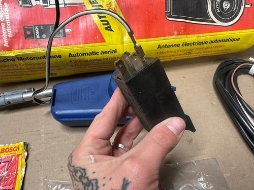 Accesorio de antena eléctrica BMW 1978-1982 Audi Toyota Bosch NOS Autojet 12 grados - Imagen 4 de 22