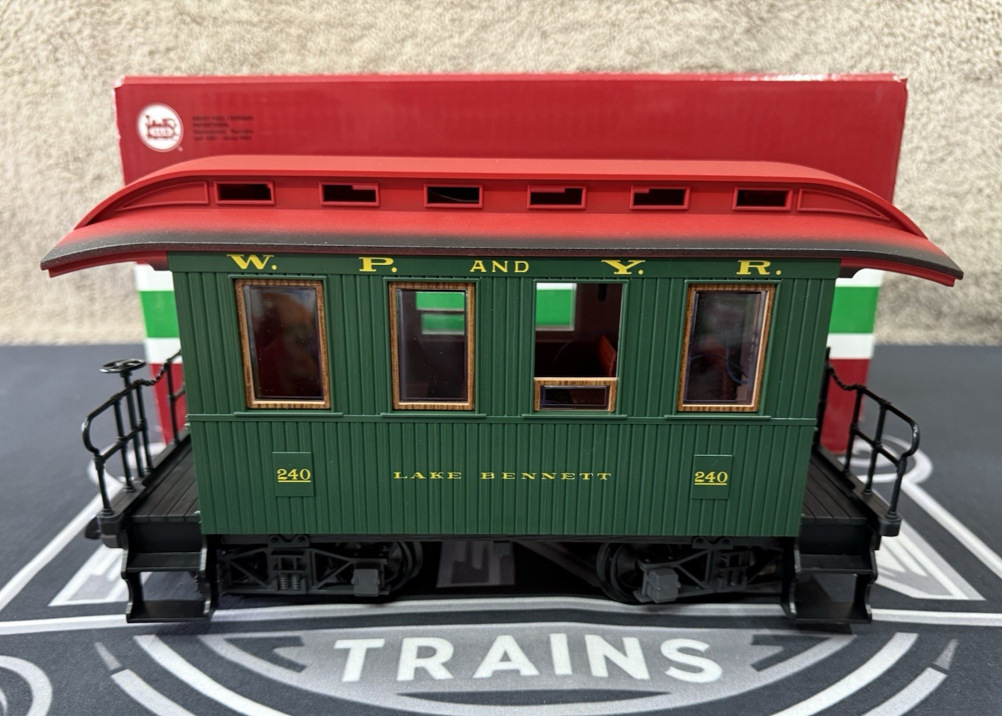Picture 4 of 8