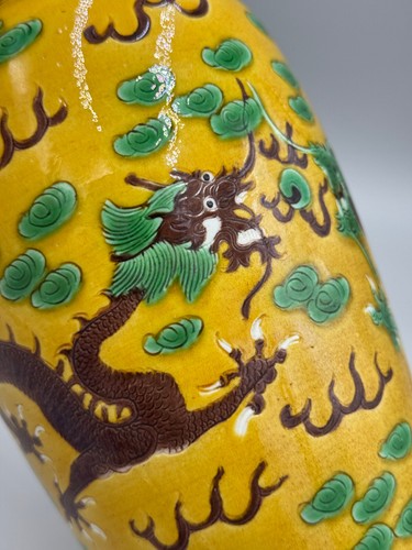 Antique Early 19th c Chinese Twin Dragons Kangxi Sancai Vase 11 1/2 " - Picture 7 of 12