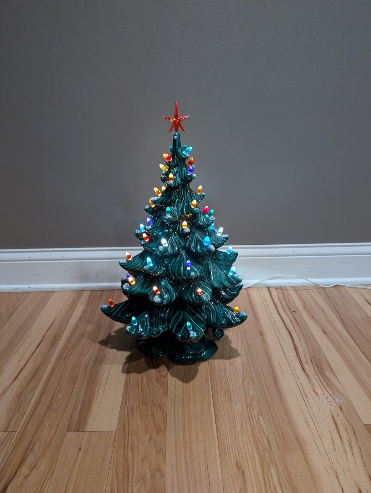 Picture 1 of 24