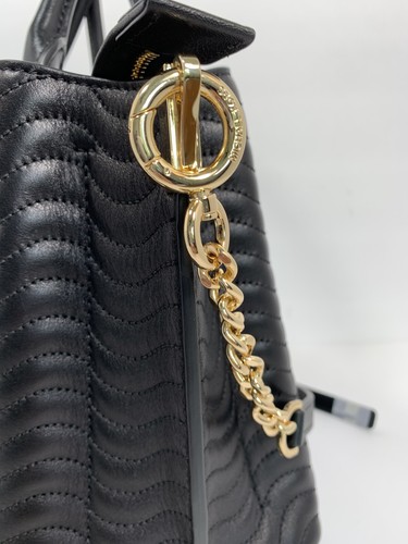 CARTERA DE CUERO ACOLCHADA ONDULADA MEDIANA NEGRA MICHAEL KORS ARIELLE - Imagen 8 de 12