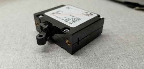 Carling Switch AA1-B0-22-630-1D1-C , Circuit Breaker 30A 50/60hz max 277V 1 Pole - Picture 4 of 8