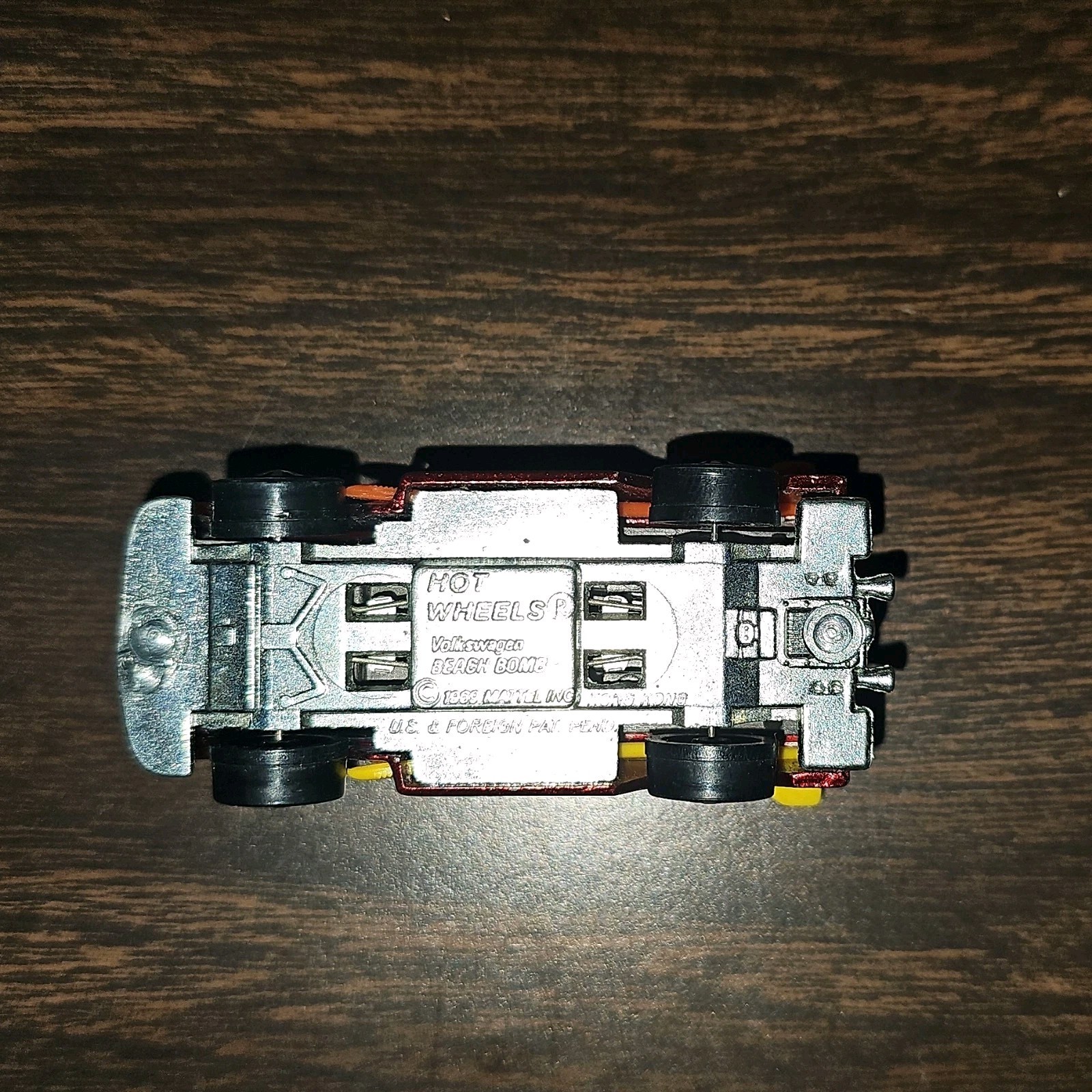 Hot Wheels Redlines Volkswagen Beach Bomb Diecast Van 1969 thumbnail 6