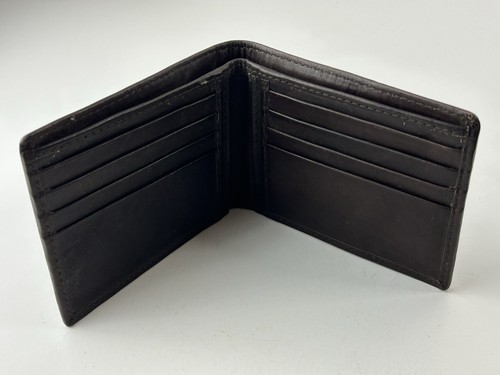 The Legend Of Zelda Brown Leather Triforce Hylian Royal Crest Bifold Wallet - Picture 3 of 6