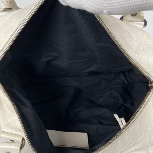 Bolso de Hombro Balenciaga Twiggy 2 Vías Cuero Blanco Usado 32215 - Imagen 14 de 18
