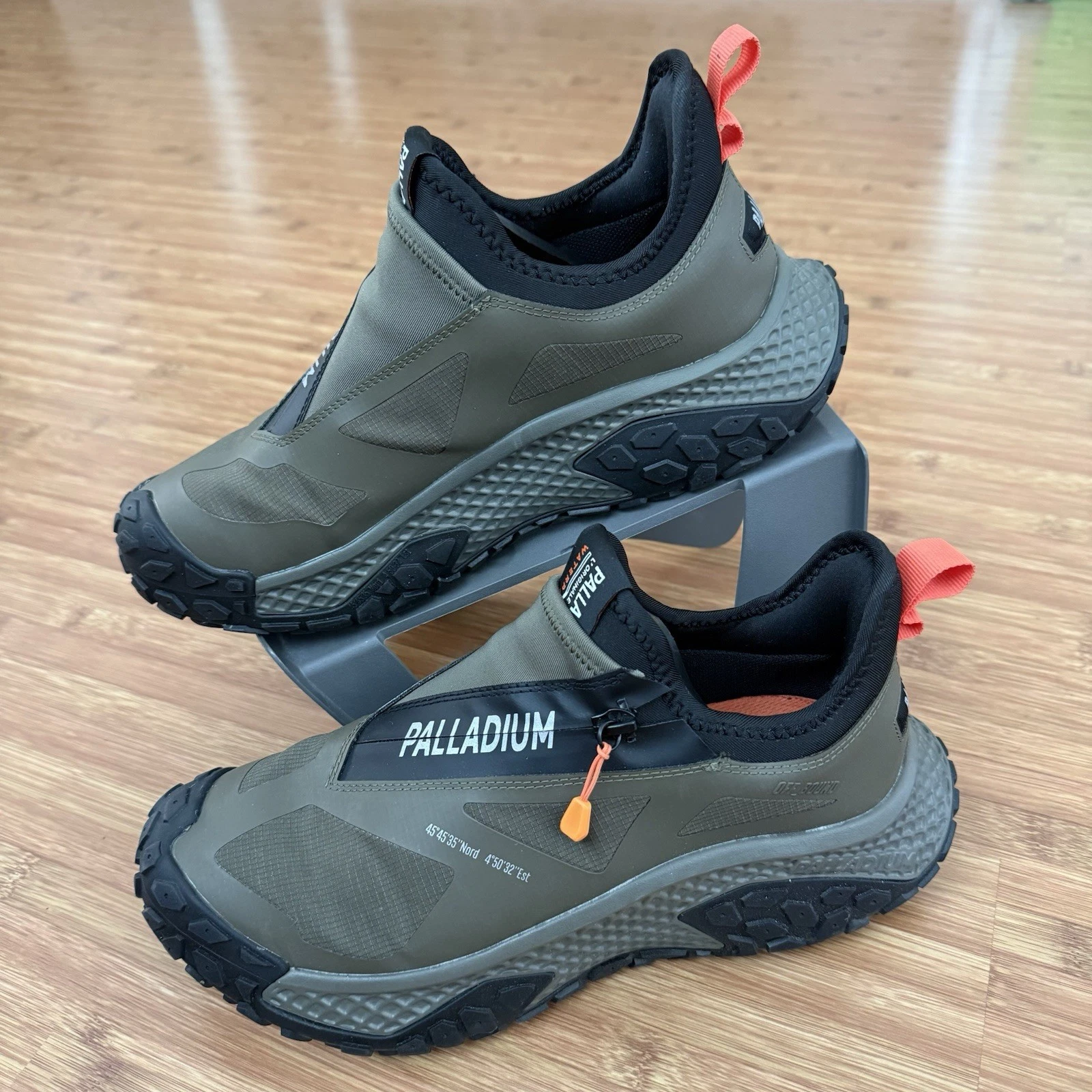 Palladium Offbound Waterproof Zip Shoe Men 7 Women 8.5 Olive Green Boot Hiking
